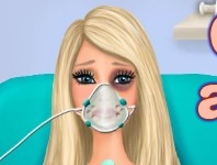 Игра Девушка в Машине Скорой Помощи